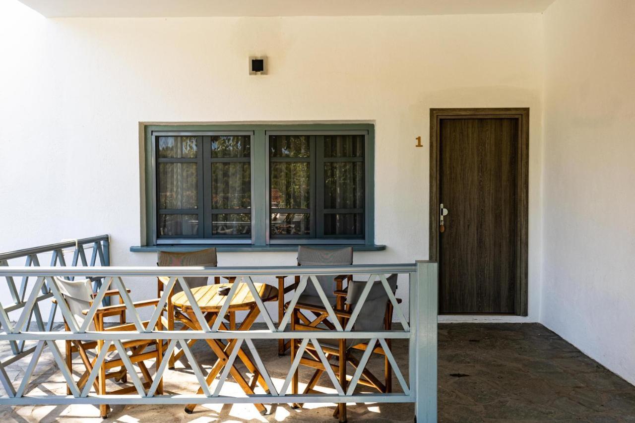 Casa Luxury Suites Paliouri Ngoại thất bức ảnh