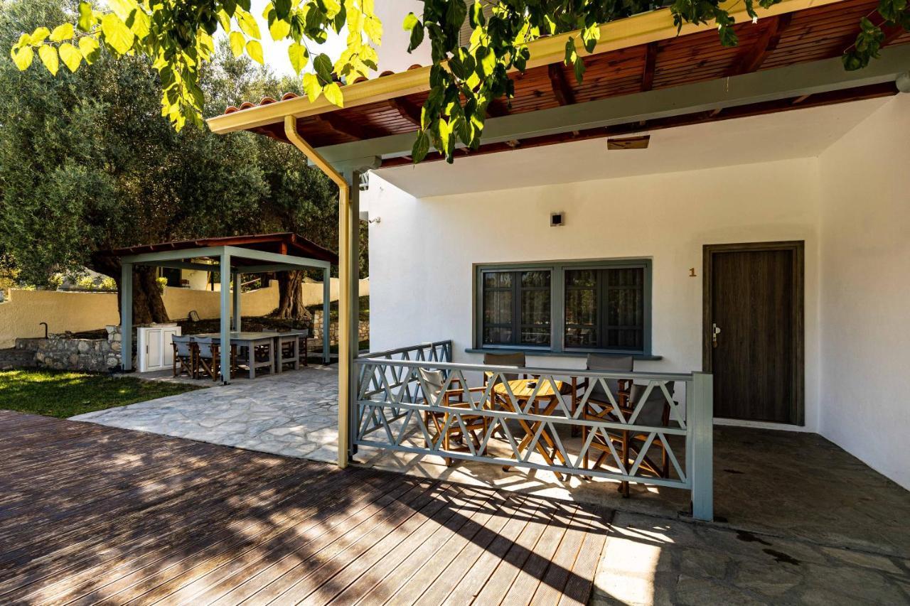 Casa Luxury Suites Paliouri Ngoại thất bức ảnh