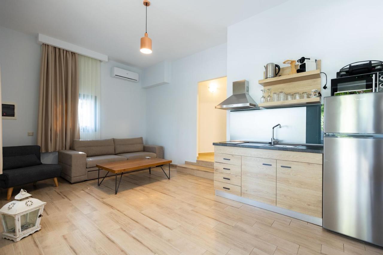 Casa Luxury Suites Paliouri Ngoại thất bức ảnh